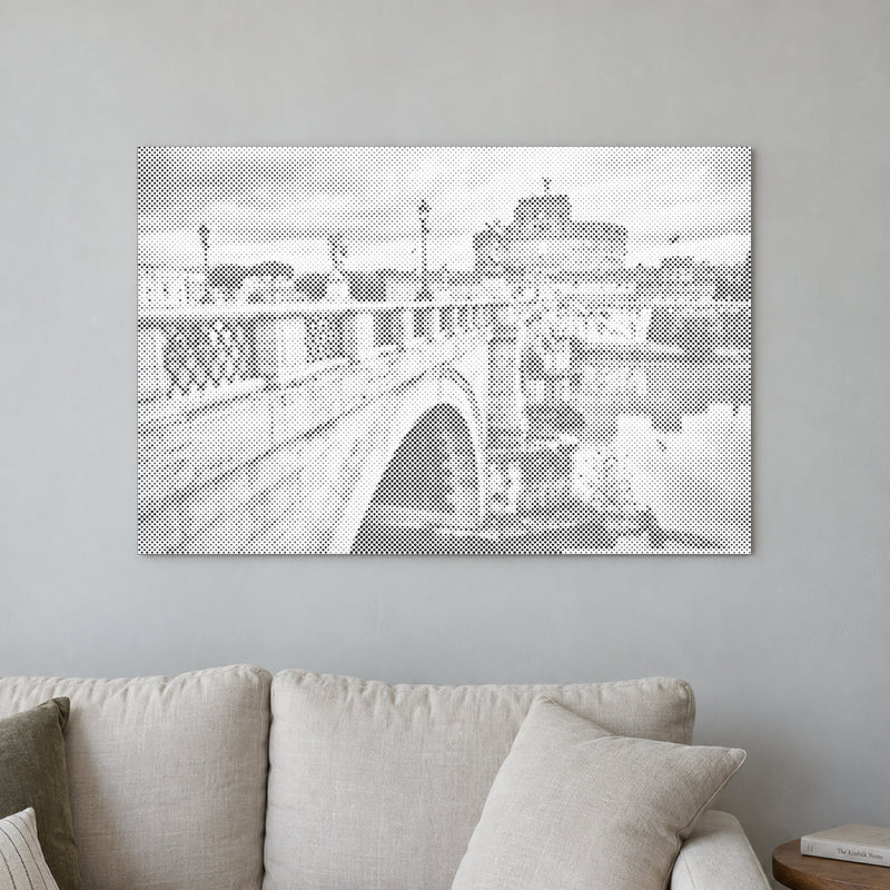 Prikmaleriet “Castel Sant Angelo i Rom”, på en lys væg i et rum med blødt dagslys.